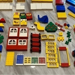 赤いバケツ　ブロック　レゴ　LEGO おもちゃ　積み木　知育玩具の画像