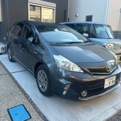 トヨタ　プリウスアルファ