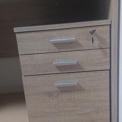 シンプルデスク2点セット　美品　募集9/7までの画像