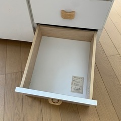 天板折り畳みテーブルの画像