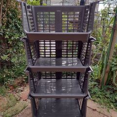 値下げしました!　4段ストック棚　お譲りします!