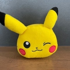 ポケモン　ピカチュウポーチ　ぬいぐるみ