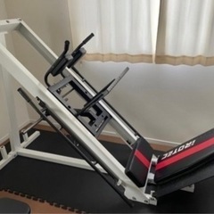 アイロテック　レッグプレスマシン