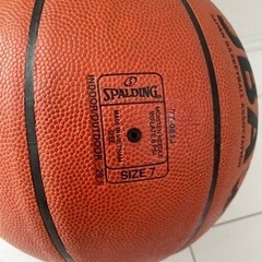 SPALDING バスケットボール 7号の画像