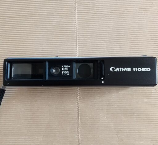 CANON製　110フィルムカメラ　キャノン110ED