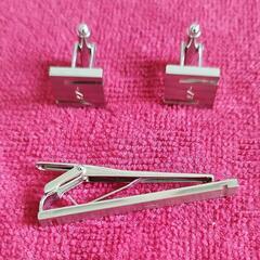 ネクタイピン、カフスボタンセット