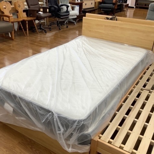 ニトリ 引き出し付きセミダブルベッド【トレファク 川越店】