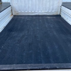 話し合い中の画像