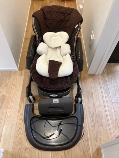 ネムリラオートスウィング電動ハイローチェア（予定者決定）