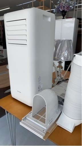 ポータブルクーラー2.2kW 美品　冷風 除湿 冷房 キッチン 倉庫 ガレージ キャスター付き 工事不要