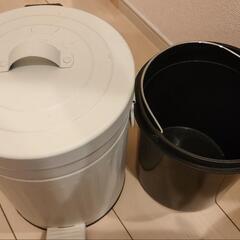【本日17時まで。差し上げます】ペダルペールソフトクローズ 5L&20L(アイボリー)の画像