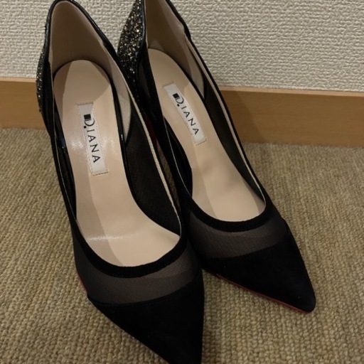 ダイアナパンプス