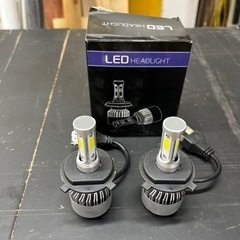 格安　LEDライト　H4の画像