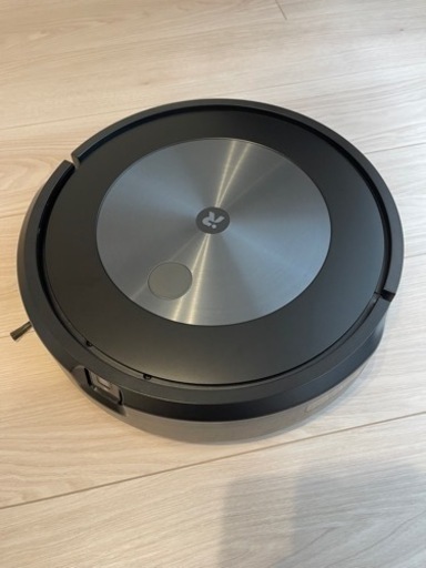 ロボット掃除機 ルンバj7+  Roombaj7+