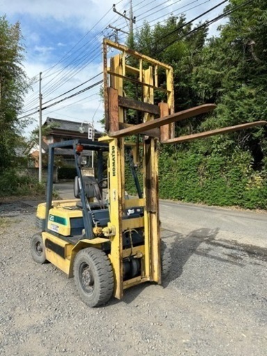 コマツ フォークリフト 2トン ガソリン
