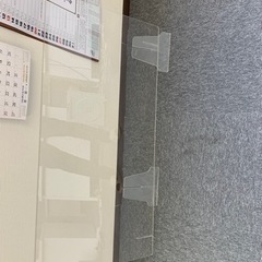 アクリル板