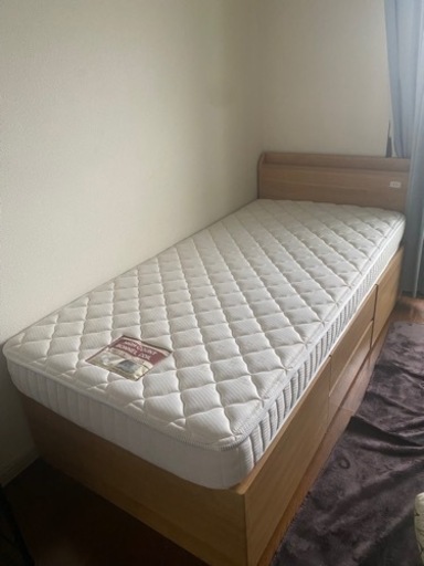 引取先決定しました。引き出し収納付きベッド※マットレス付き