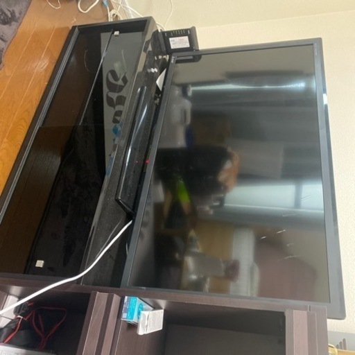 三菱液晶テレビ、テレビボード