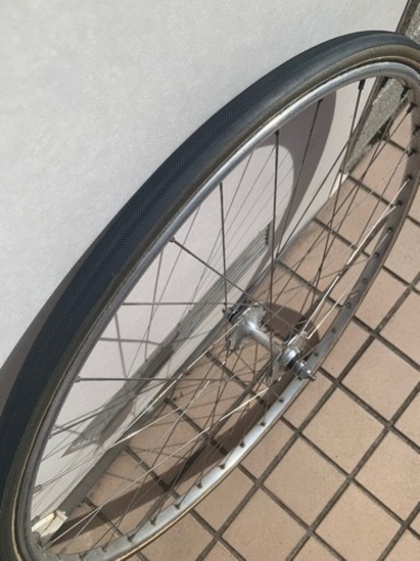 ピストバイクのタイヤ、ホイール　前輪　njs