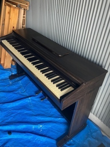 Casio CDP7000電子ピアノ