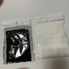 アームカバー　白と黒の画像