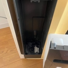 TOSHIBA 空気清浄機　加湿機能付きの画像