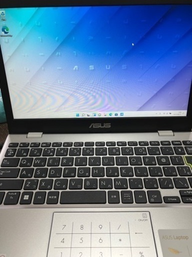 ‼️値下げしました‼️オマケで外付け‼️ほぼ新品ASUSエイスース11.6型