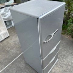 配送可【2008年製】SANYO ノンフロン冷凍冷蔵庫 SR-261P (S)の画像