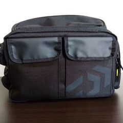 DAIWA　ヒップバッグ&エギケース