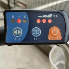 三輪電動アシスト自転車の画像