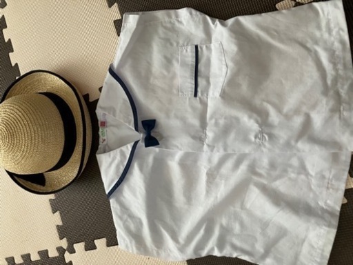 穴生幼稚園制服　（冬のズボンは男の子）