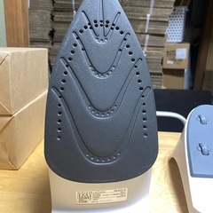 格安　アイロン　アイリス　2019年製　動作OK　A-2の画像