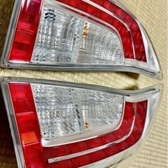 純正:プリウス 30系 前期 後期 LEDテールランプ