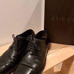 GUCCI 　メンズ　靴　箱有　ドレスシューズ。