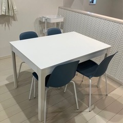 新品未使用ダイニングテーブル（チェアは売ってません）の画像