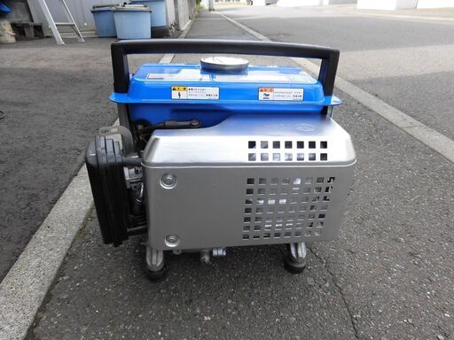 発電機　YAMAHA　EF900FW・・・直接引き取りで1,000円値引き