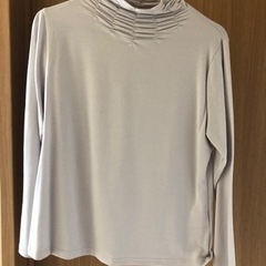 洋服2着　ジャケット　カットソーの画像