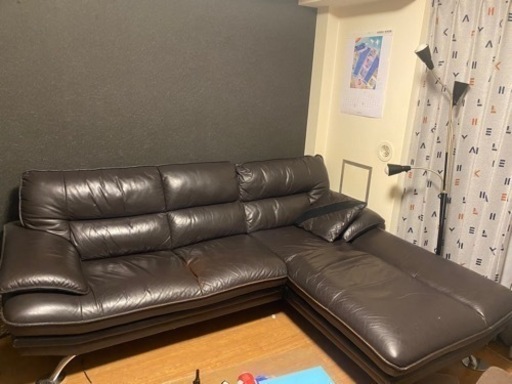 三人掛け高級ソファーの出品です！