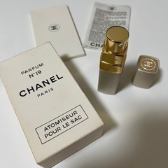CHANEL 香水　空瓶　箱付き