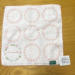 新品・未使用　Afternoon Tea タオルハンカチ　タグ付き　女性用の画像