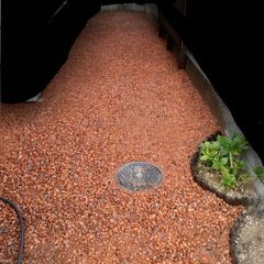 瓦チップ　３，０００ｋｇ(３ｔトラック１台分)　１２０００円 - 香取市
