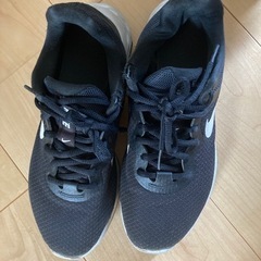 引き取り先決定！NIKE 23.5センチの画像