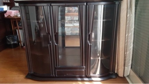 美品　カップボード