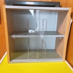 【本日終了】CDラック ガラス