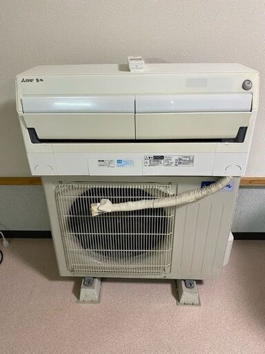 【10㎞以内　送料無料】 美品 三菱電機 MITSUBISHI 霧ヶ峰 MSZ-ZW565S-W ルームエアコン おもに18畳用 冷房5.6kW 暖房 除菌 衣類乾燥 リモコン付属 2016年製 #0011