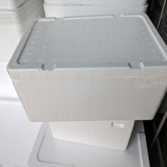 発泡スチロール箱
