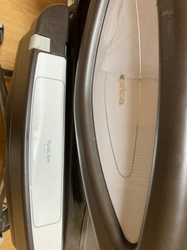 Apricaの電動ハイローチェア、ユラリズム オート プラス