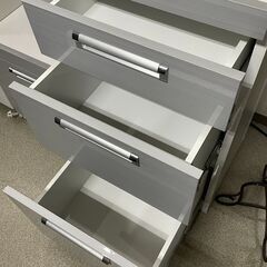 キッチンボード 収納棚 食器棚 ホワイト 大容量 W90×H180×D38.5cm 札幌 東区