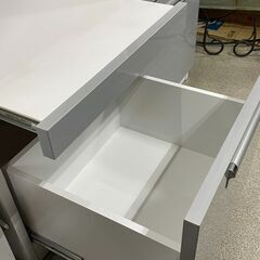 キッチンボード 収納棚 食器棚 ホワイト 大容量 W90×H180×D38.5cm 札幌 東区