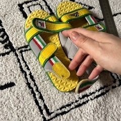 最終値段】フィラ　子供サンダル　21センチの画像